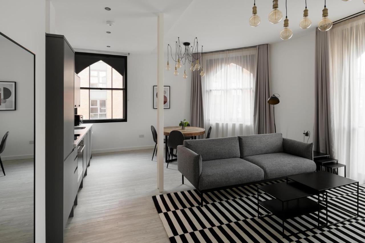 One Five Six - Unique Apartments Birmingham Extérieur photo