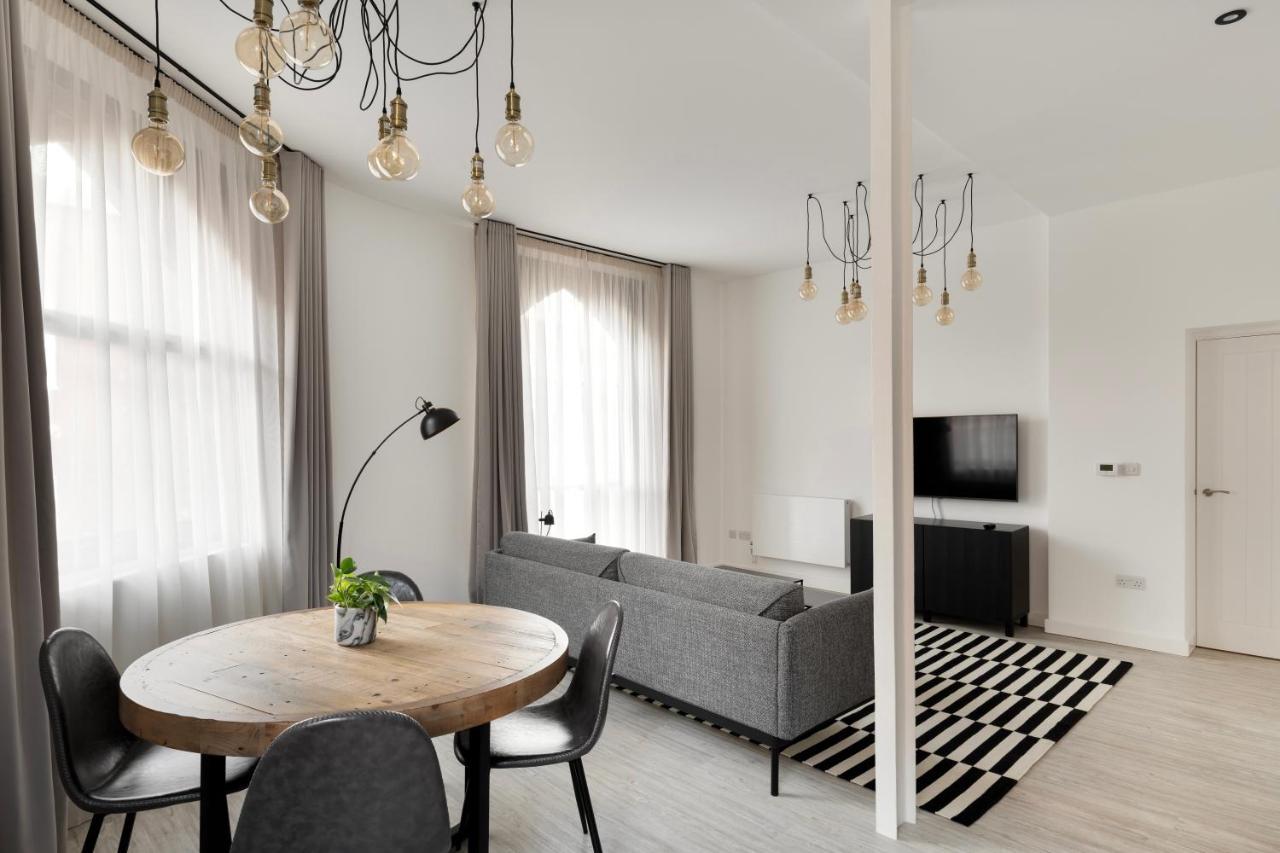 One Five Six - Unique Apartments Birmingham Extérieur photo