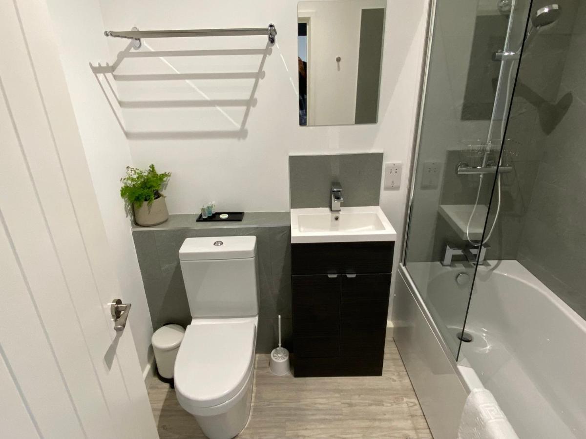 One Five Six - Unique Apartments Birmingham Extérieur photo